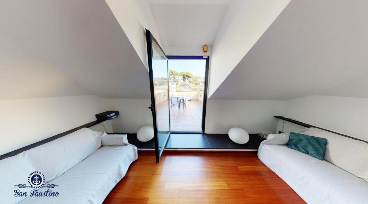 Welcome Riviera - Attico San Faustino 165 Mq Piu 110 Mq Di Terrazza- In Villa 700 ,Vista Mare Strepitosa-100 M Dalla Spiaggia-Parking Esclusivo Rapallo Kültér fotó