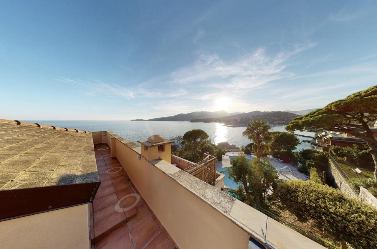 Welcome Riviera - Attico San Faustino 165 Mq Piu 110 Mq Di Terrazza- In Villa 700 ,Vista Mare Strepitosa-100 M Dalla Spiaggia-Parking Esclusivo Rapallo Kültér fotó